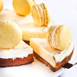 Cheesecake & Lemon Poppyseed Macs