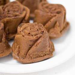 Chocolate Mochi Roses