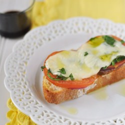 Panzanella Salad Crostini