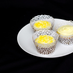 Lemon Cupcakes w/ Lemon Frosting