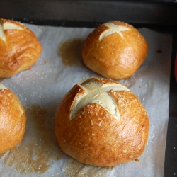 Pretzel Rolls