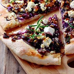 Pizza with Caramelized Onions