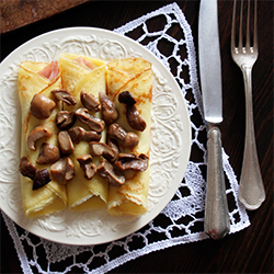 Crêpes w/ Porcini & Gorgonzola