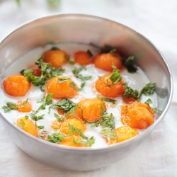 Papaya and Mango in Yogurt