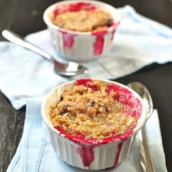 Rhubarb & Berry Crumble