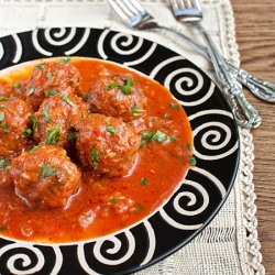 Meatballs in Tomatoes Sauce