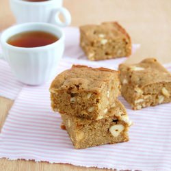 Cashew Blondies