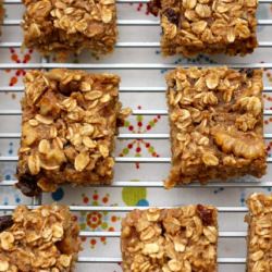 Chewy Oatmeal Bars