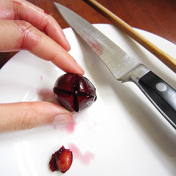 How to Pit Cherries without Pitter