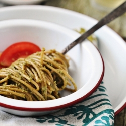 Cilantro Chutney with Spaghetti