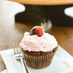 Chocolate Strawberry Cupcake