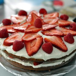 Strawberries & Cream Cake