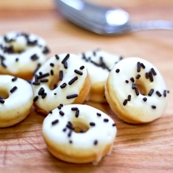 Vanilla Bean Mini Donuts