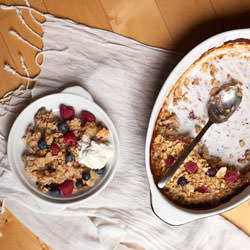 Baked Oatmeal with Fresh Berries