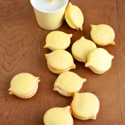 Lemon White Chocolate Macarons