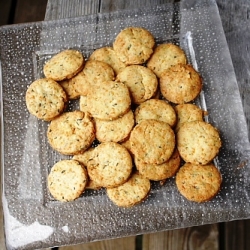 Rosemary & Parmesan Crackers