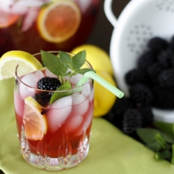 Easy Blackberry Lemonade