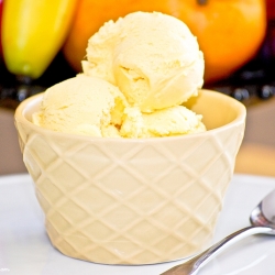 Homemade Mango Ice Cream