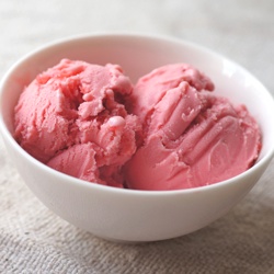 Strawberry Frozen Yogurt