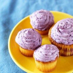 Lemon Cupcakes with Blueberries