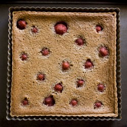 Strawberry Canela Tart with Toasted