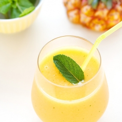 Pineapple & Mango Smoothie