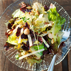 Jicama Pepita Garbanzo Salad