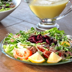 Salad with Tuna and Radish Sprouts