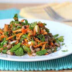 Black-eyed pea & spelt berry salad