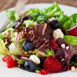 Nuts & Berries Salad