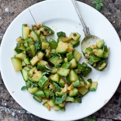 Zucchini with Fresh Garlic