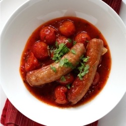 Sweet Chilli Sausages with Tomatoes