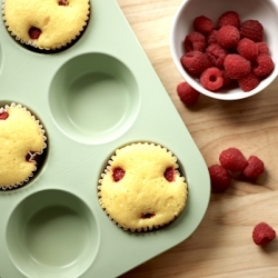 Lemon Raspberry Cupcakes