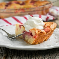 Summer Strawberry Cake