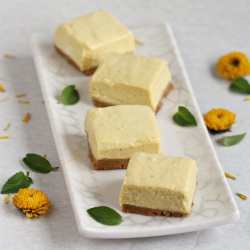 Eggless Mango Cheesecake Bars