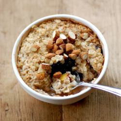 Peach & Blueberry Baked Oatmeal