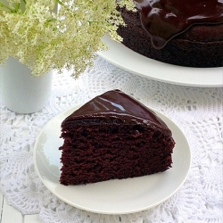 Chocolate Cake with Avocado