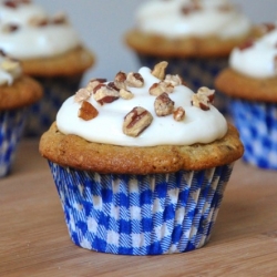 Vegan Butter Pecan Cupcakes