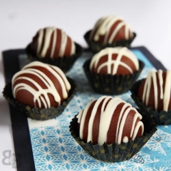 Chocolate Cake Balls