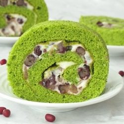 Green Tea Swiss Roll