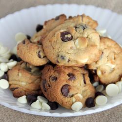 Mom’s Chocolate Chip Cookies