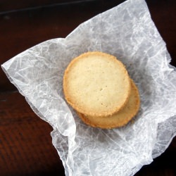 Cardamom Shortbread Cookies