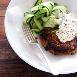 Chickpea Burgers with Yoghurt Sauce