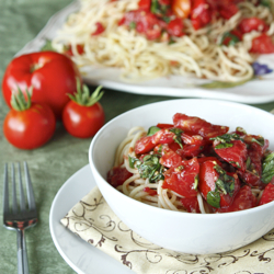 Pasta with Fresh Tomato Sauce