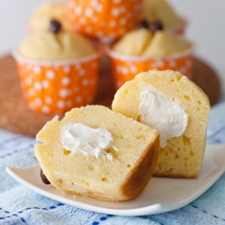 Muffin filled with Cream Cheese