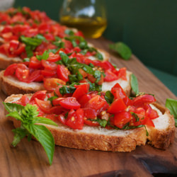 Bruschetta w/ Tomatoes & Basil