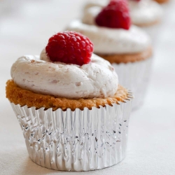 White Chocolate Cupcakes