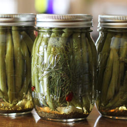 Spicy Pickled Green Beans