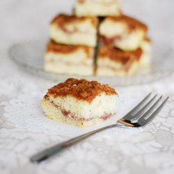 Cinnamon-Crumble Jam Coffee Cake