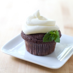 Mint Chocolate Chip Cupcakes